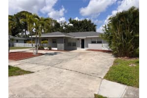 4562 Tennyson Dr, North Fort Myers
