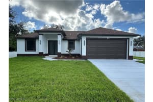 717 Zendor Ave, Fort Myers