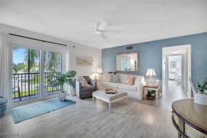 766 Central Ave 303, Naples