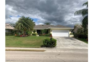1747 Sandpiper St B, Naples