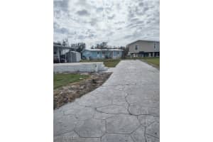 332 Rosa Lee Ave, Fort Myers