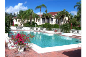 107 Tuscana Ct 405, Naples