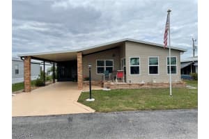 9097 Flamingo Cir, North Fort Myers