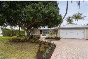 1645 Mullet Ct, Naples