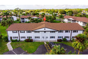7043 New Post Dr 7, North Fort Myers
