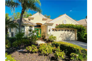 9190 Troon Lakes Dr, Naples