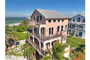 161 & 150 Nighthawk Dr, Upper Captiva