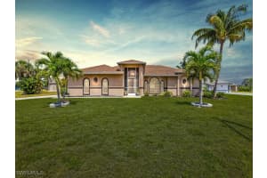 834 Santa Barbara Blvd, Cape Coral