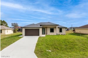 910 Atherton Ave, Lehigh Acres