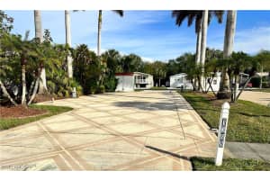 1308 Amethyst Lake Ln, Naples