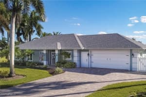 60 4th St, Bonita Springs