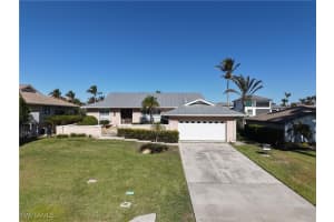 327 Conners Ave, Naples