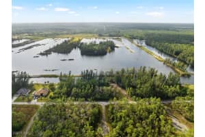 207 Ocean Park Dr, Lehigh Acres