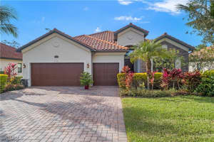 9355 Vercelli Ct, Naples
