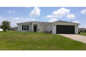 213 Nw 9th St, Cape Coral