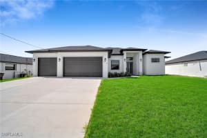 318 Nw 9th St, Cape Coral