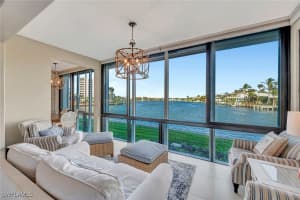 2258 Gulf Shore Blvd N O1, Naples