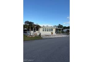 5744 Captain John Smith Loop, North Fort Myers