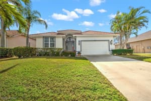 561 Seagrape Dr, Marco Island