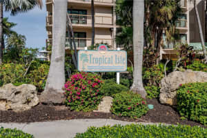 845 Collier Ct 502, Marco Island