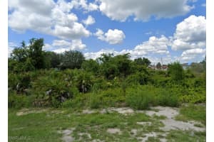 3004 56th St W, Lehigh Acres