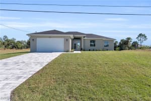 1539 Ne 36th Ln, Cape Coral