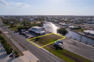 2891 Oleander St, St James City