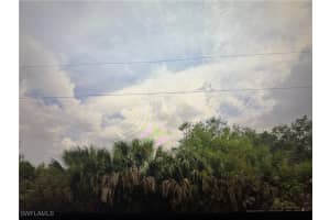 3309 32nd St W, Lehigh Acres