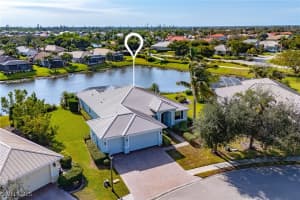 2467 Ashbury Cir, Cape Coral
