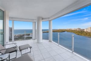 60 Seagate Dr 1606, Naples
