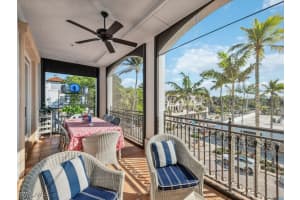 625 5th Ave S Ph-302, Naples