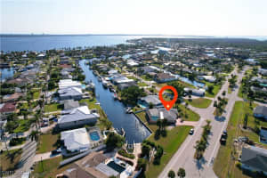 5301 Bayview Ct, Cape Coral