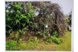  Cunliffe Rd, North Port