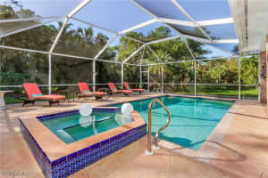 2950 Coach House Ln, Naples