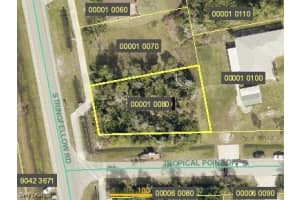 5890 Stringfellow Rd, St James City