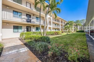 5716 Deauville Cir I203, Naples 5716 Deauville Cir I203, Naples