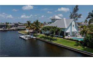 132 Nw 39th Ave, Cape Coral