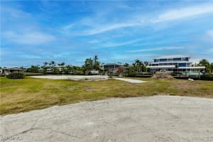 2680 Patterson Ct, St James City