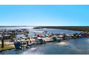 4706 Pine Island Rd Nw, Matlacha