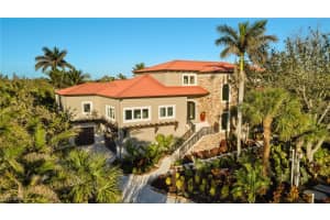 330 Cowry Ct, Sanibel