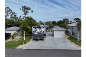 5910 Brightwood Dr, Fort Myers