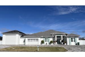 313 Sw 21st St, Cape Coral