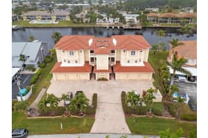 4610 Se 5th Pl 201, Cape Coral