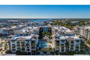 1130 3rd Ave S 404, Naples