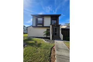 646 Se 12th Ct 18, Cape Coral