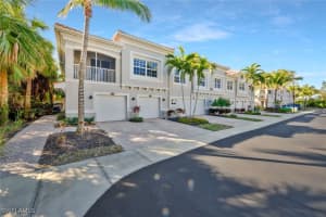 23601 Alamanda Dr 202, Estero
