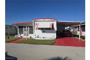 19 Moorhead Mnr, Naples