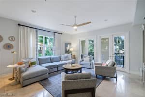 2855 Tiburon Blvd E 102, Naples