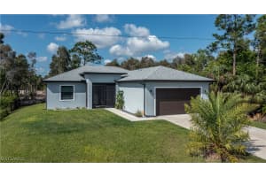 816 Bell Blvd S, Lehigh Acres