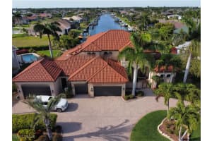 2419 Cape Coral Pkwy W, Cape Coral